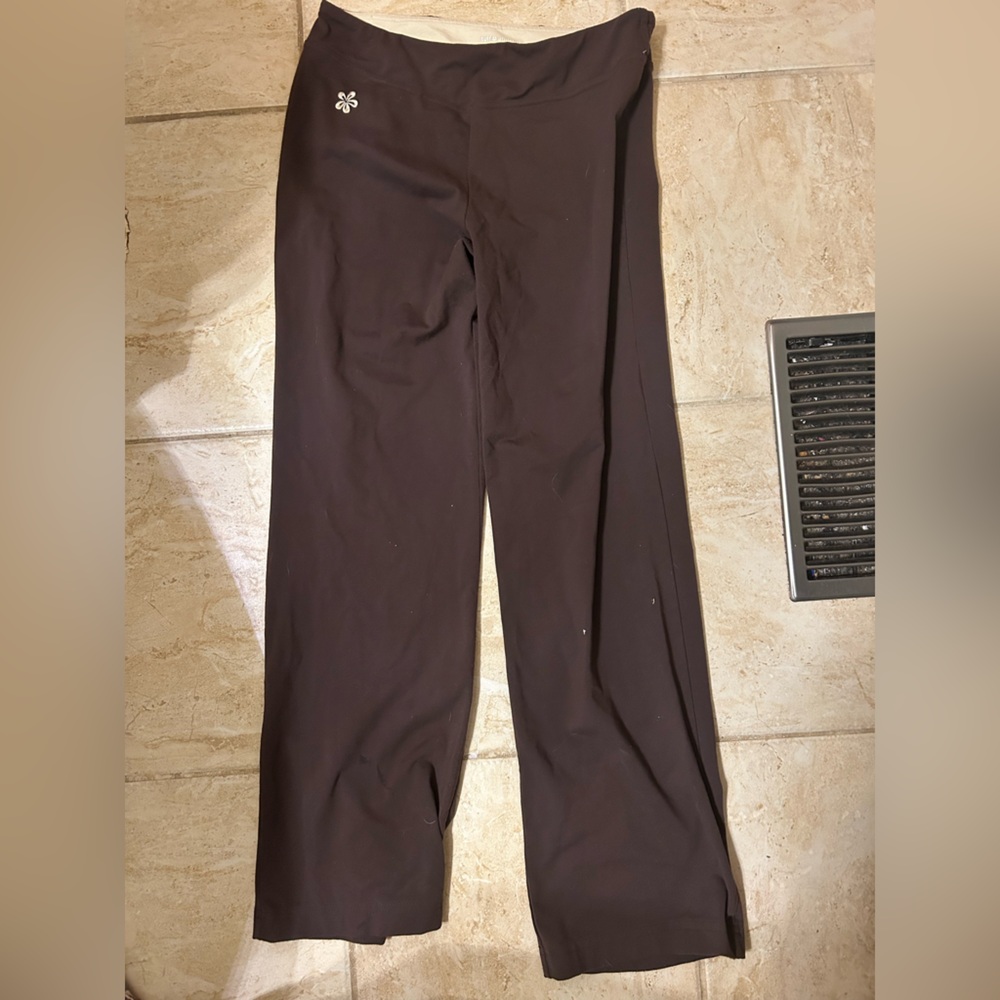 Tuff Athletics Cream and Brown Baggy Leggings